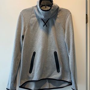 Women’s Sweatshirt